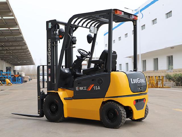 CLG系列四支點(diǎn)單驅(qū)1.5T~1.8T